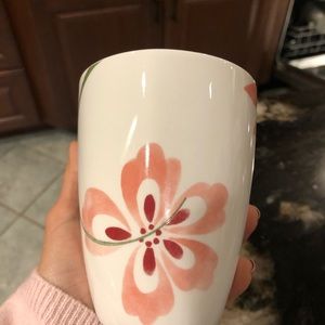 CORELLE flower white mugs . NWOT . 11 mugs $2 each